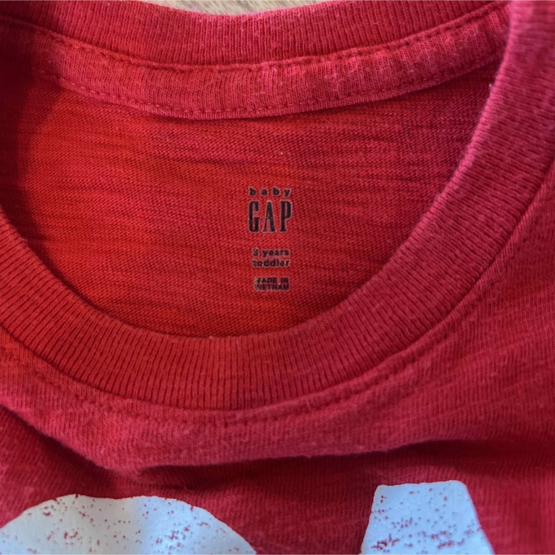 babyGAP(ベビーギャップ)のベビーギャップ トップス Tシャツ キッズ/ベビー/マタニティのキッズ服男の子用(90cm~)(Tシャツ/カットソー)の商品写真