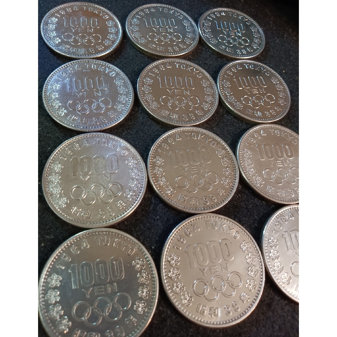 銀貨　東京オリンピック1.000円銀貨　silver925　汚れ少なく綺麗12枚 エンタメ/ホビーの美術品/アンティーク(金属工芸)の商品写真