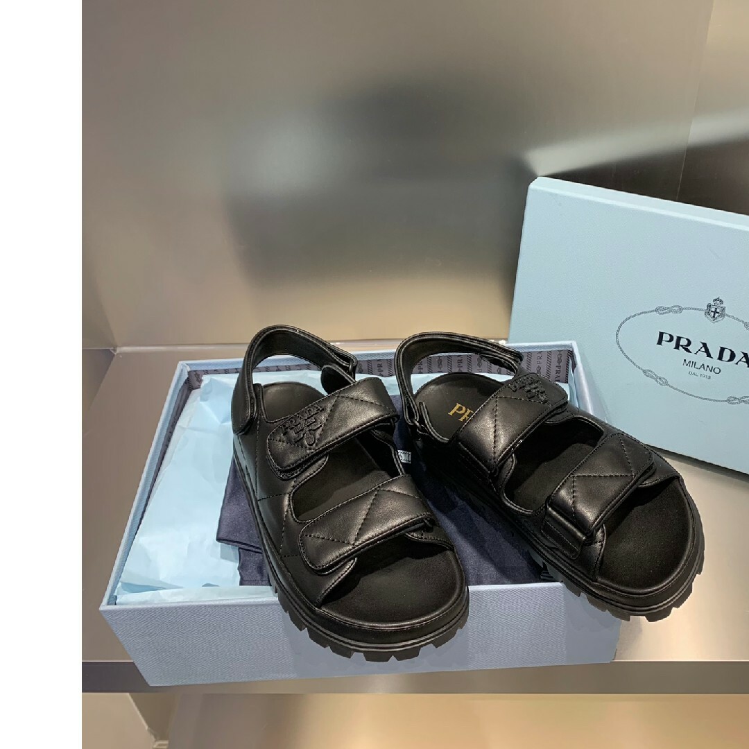 PRADA - 綺麗 <プラダ> ☆サンダル-04の通販 by 🦋𝐋𝐮𝐜𝐤𝐲's shop PRADA - 綺麗 <プラダ> ☆サンダル-04の通販 by 🦋𝐋𝐮𝐜𝐤𝐲's shop