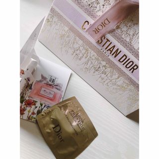 クリスチャンディオール(Christian Dior)のDIOR ショッパー　ミスディオールオードゥパルファン　美容液　3点セット(香水(女性用))