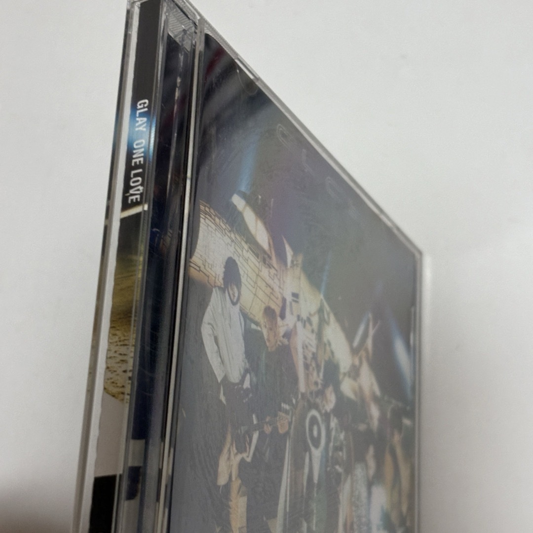 GLAY/ONE LOVE エンタメ/ホビーのCD(ポップス/ロック(邦楽))の商品写真