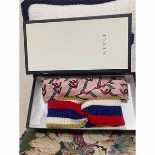 グッチ(Gucci)のヘアーバンド　GUCCI美品！(ヘアバンド)