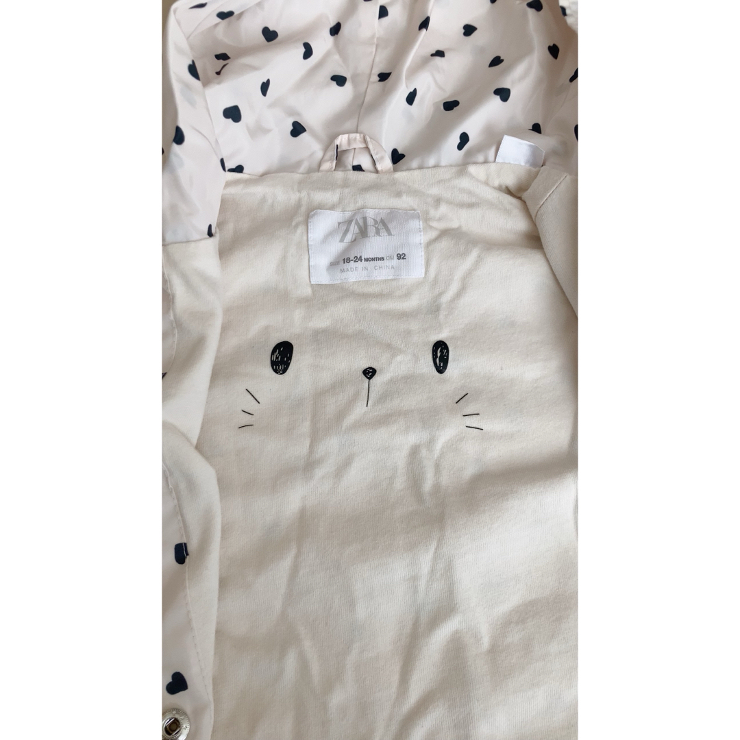 ZARA KIDS(ザラキッズ)のZARA ベビー　レインコート キッズ/ベビー/マタニティのキッズ服女の子用(90cm~)(ジャケット/上着)の商品写真