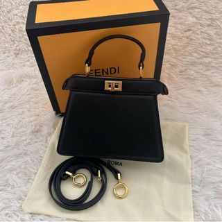 フェンディ(FENDI)のFENDI ピーカブー レギュラー 2WAY ショルダーバッグ(その他)