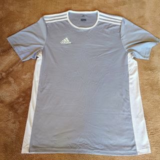 アディダス(adidas)のadidas アディダス サッカー プラシャツ メンズMサイズ(Tシャツ/カットソー(半袖/袖なし))