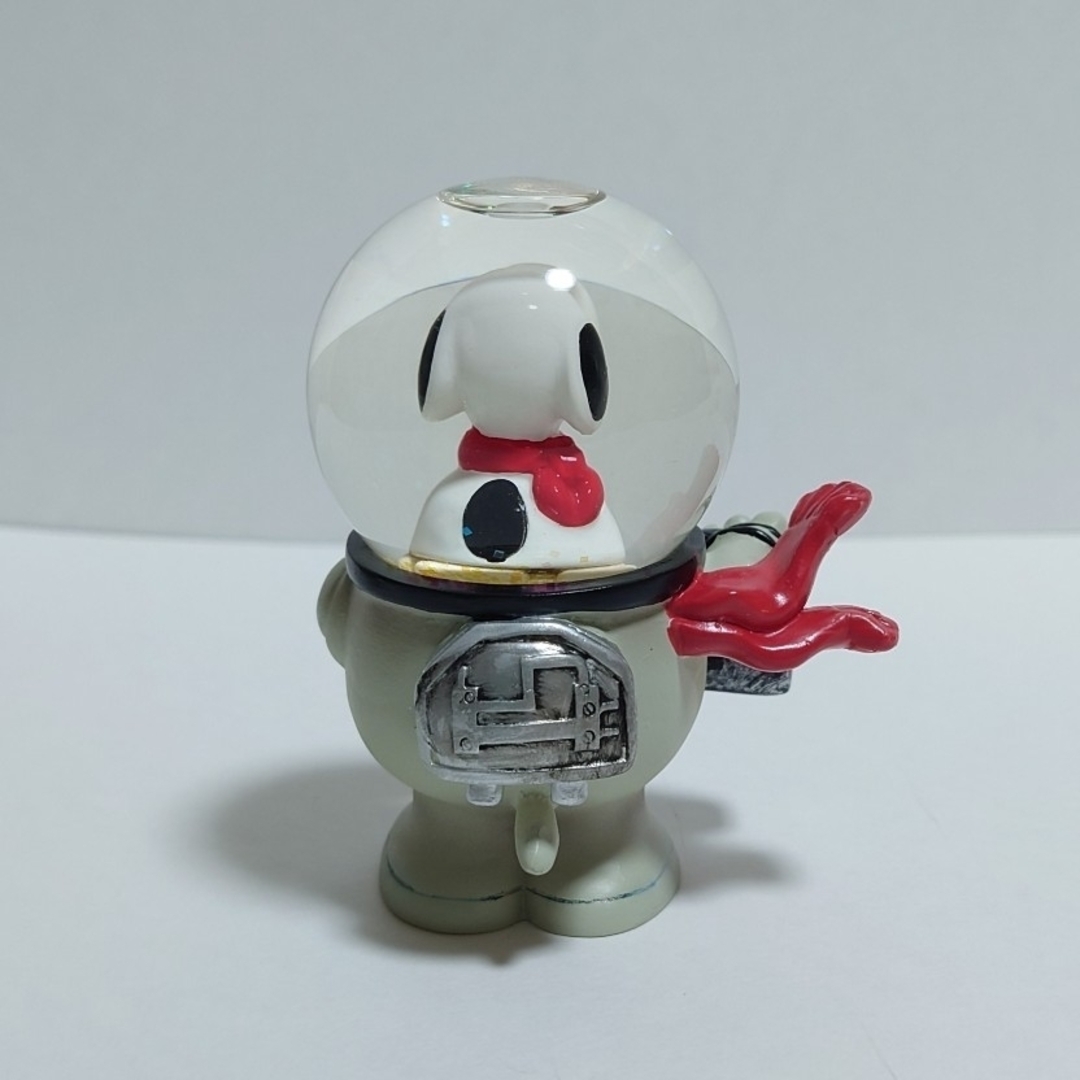 SNOOPY(スヌーピー)のピーナッツ スヌーピー スノードーム アストロノーツスヌーピー スノーグローブ エンタメ/ホビーのおもちゃ/ぬいぐるみ(キャラクターグッズ)の商品写真