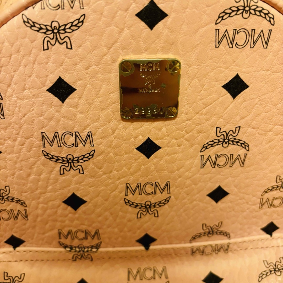 MCM(エムシーエム)のmcm リュック レディースのバッグ(リュック/バックパック)の商品写真