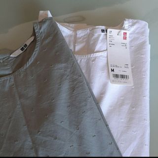 ユニクロ(UNIQLO)のユニクロ　エクストラファインコットン 半袖ブラウス 　２色２枚(シャツ/ブラウス(半袖/袖なし))