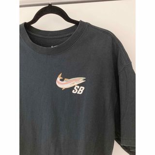 ナイキ(NIKE)のナイキ　NIKE  SB  魚　tシャツ　ブラック　ビッグ　メンズ　ストリート(Tシャツ/カットソー(半袖/袖なし))