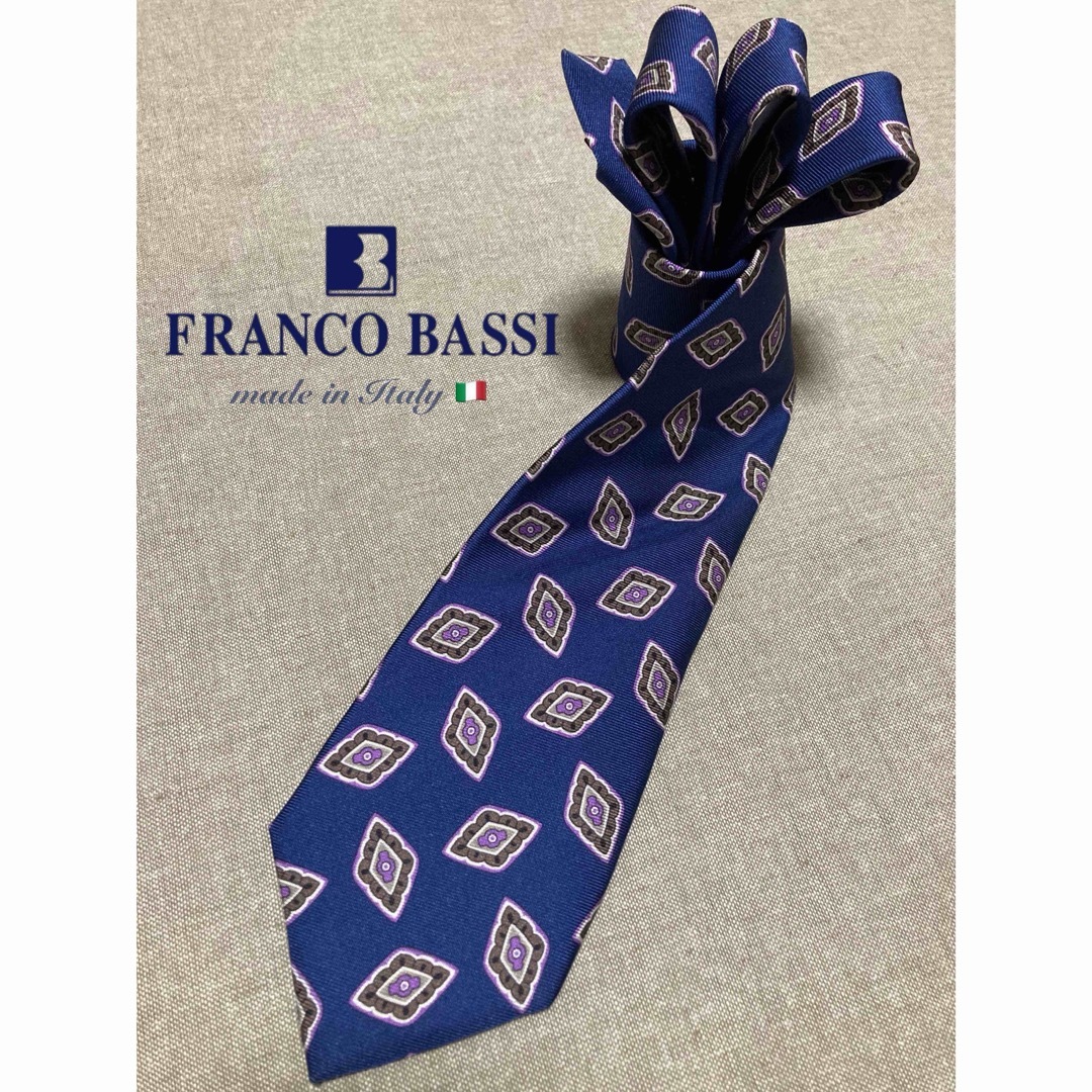 FRANCO BASSI(フランコバッシ)の【美品】FRANCO BASSI／フランコバッシ／スクエア／小紋柄／ブルー メンズのファッション小物(ネクタイ)の商品写真