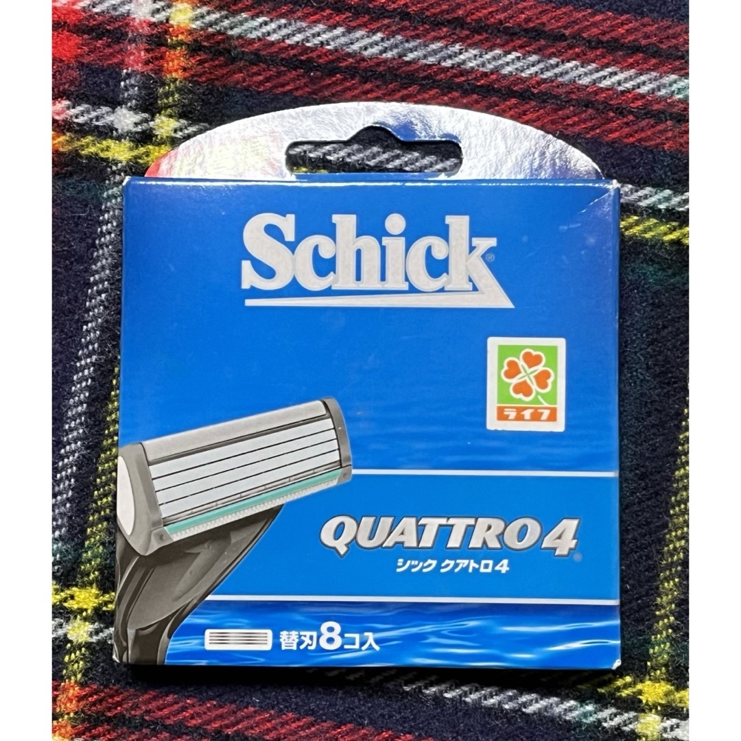 未開封　Schickクアトロ4 替刃8コ コスメ/美容のシェービング(カミソリ)の商品写真