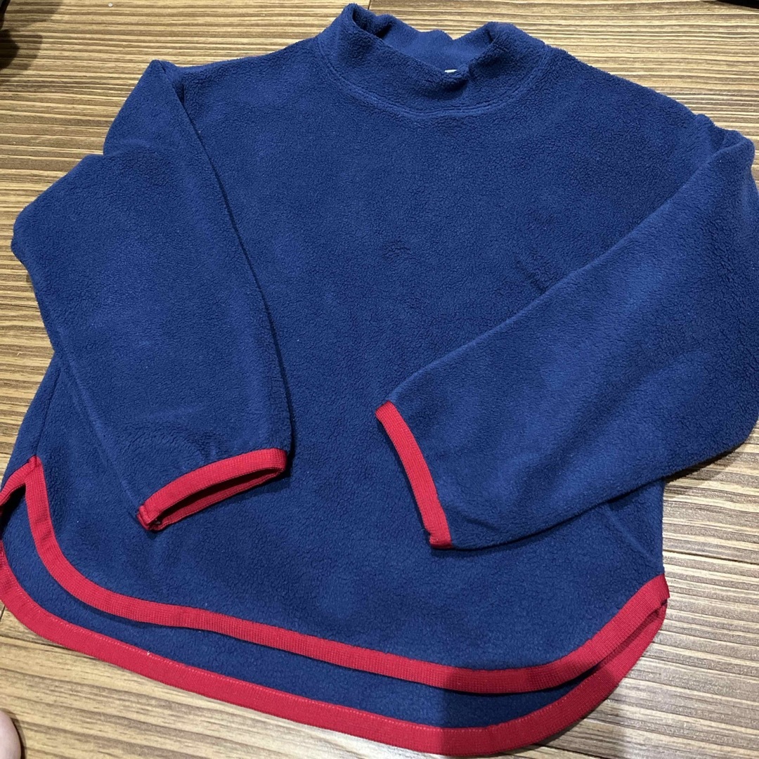 UNIQLO(ユニクロ)のフリース　トレーナー　120 キッズ/ベビー/マタニティのキッズ服男の子用(90cm~)(ジャケット/上着)の商品写真