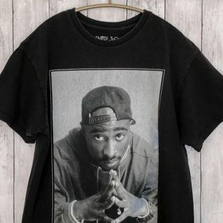 ミュージックティー(MUSIC TEE)のヒップホップ　ラップ　ツーパック　ムービーＴシャツ　サイズＭ　黒ブラック　古着(Tシャツ/カットソー(半袖/袖なし))