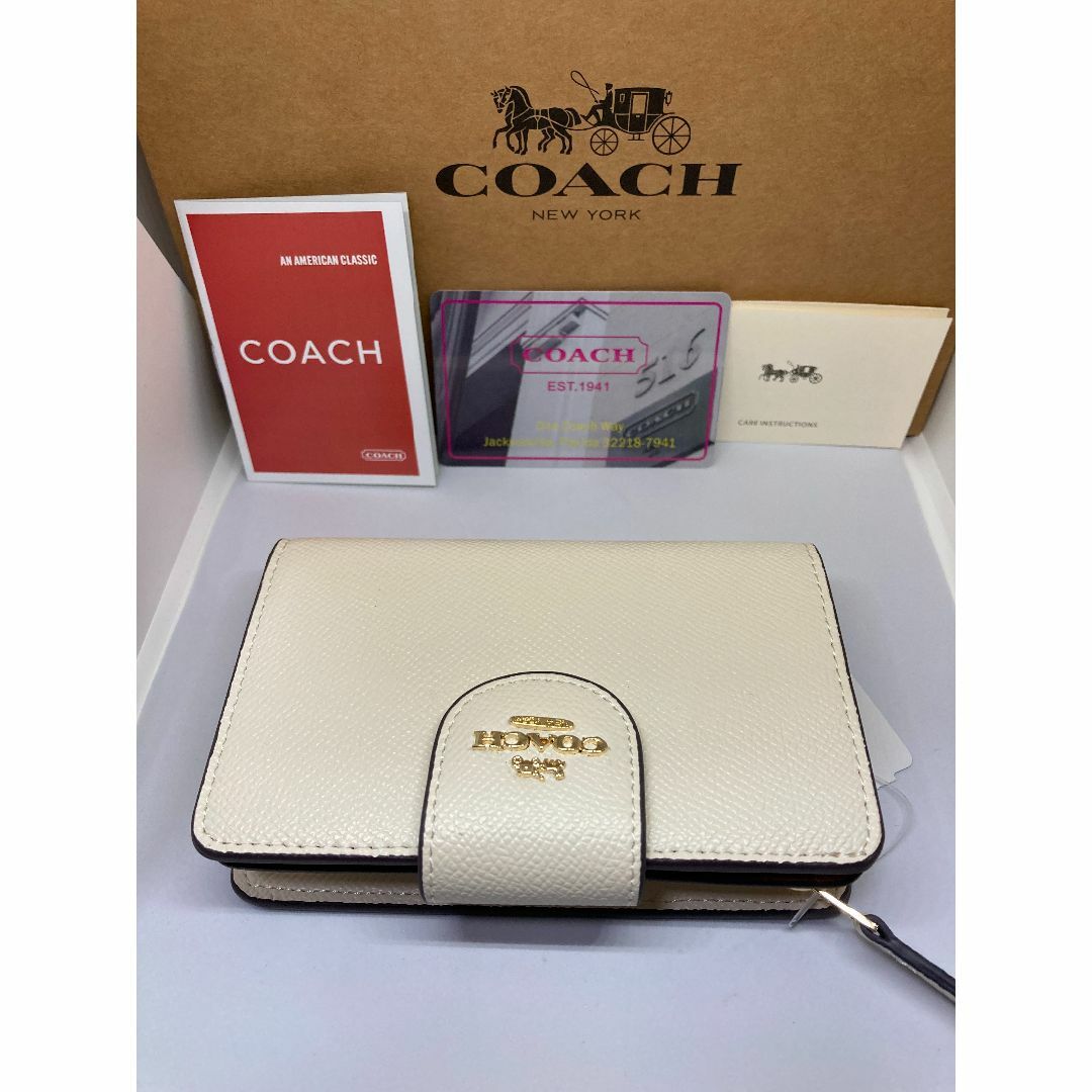 COACH(コーチ)のCOACH　コーチ　C6390　二つ折り財布　クロスグレイン　ミディアム レディースのファッション小物(財布)の商品写真