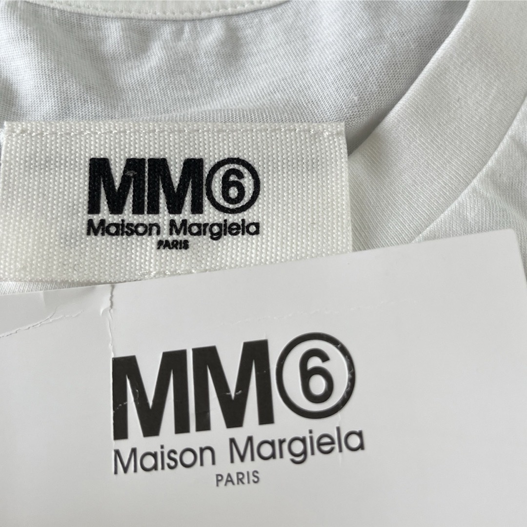 MM6(エムエムシックス)のMM6 Maison Margielaマルジェラ　バックプリントTシャツ　S 白 レディースのトップス(Tシャツ(半袖/袖なし))の商品写真