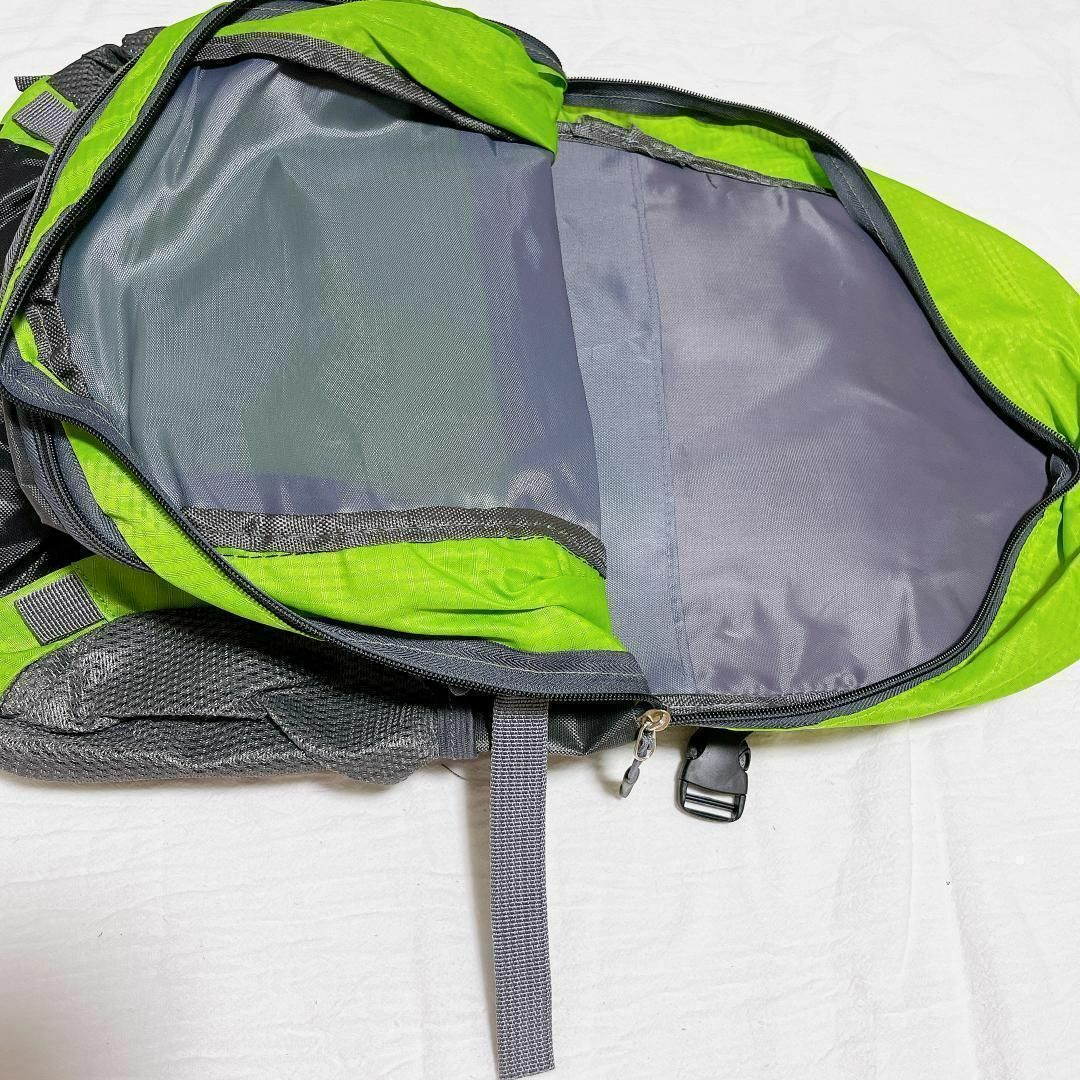 バックパック 登山 リュックサック 軽量 撥 水 アウトドア グリーン　緑 メンズのバッグ(バッグパック/リュック)の商品写真