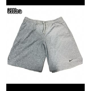 NIKE - NIKE 短パン　XL