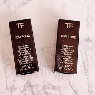 TOM FORD - トムフォード シェイド　アンド　イルミネイト　ソフトラディアンスファンデーション