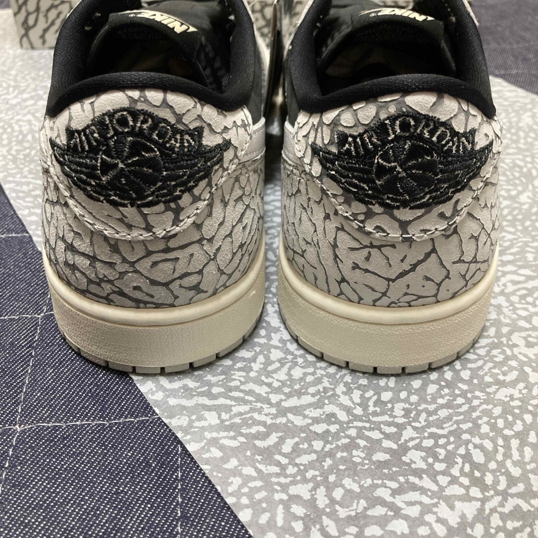 NIKE(ナイキ)のNike Air Jordan 1 Low OG Black Cement  メンズの靴/シューズ(スニーカー)の商品写真