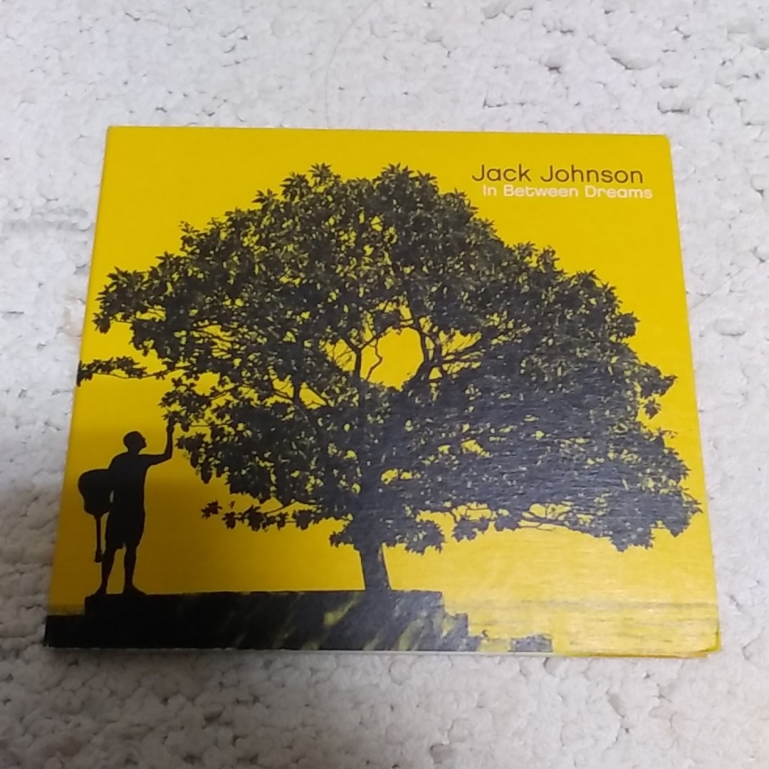 ジャックジョンソン　Jack Johnson In between dreams エンタメ/ホビーのCD(ポップス/ロック(洋楽))の商品写真