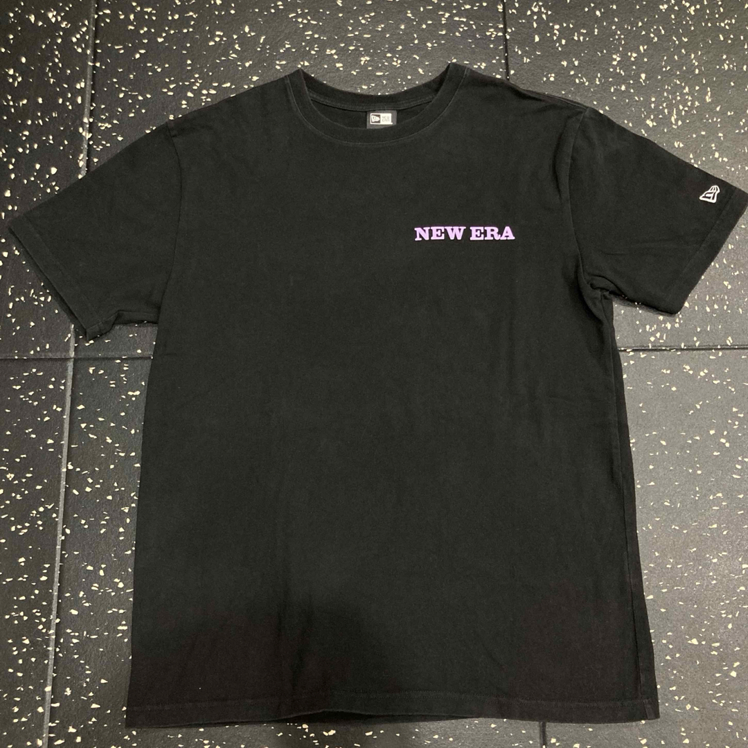 NEW ERA(ニューエラー)のニューエラ　NEWERA tシャツ　ブラック メンズのトップス(Tシャツ/カットソー(半袖/袖なし))の商品写真