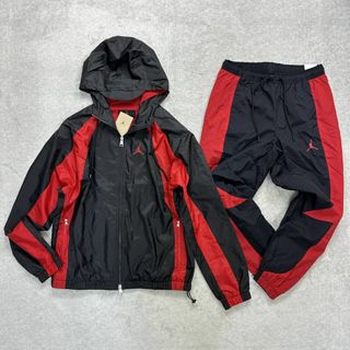 ナイキ(NIKE)の新品 XL ナイキ ジョーダン 上下セットアップ 黒 赤 NIKE(ナイロンジャケット)