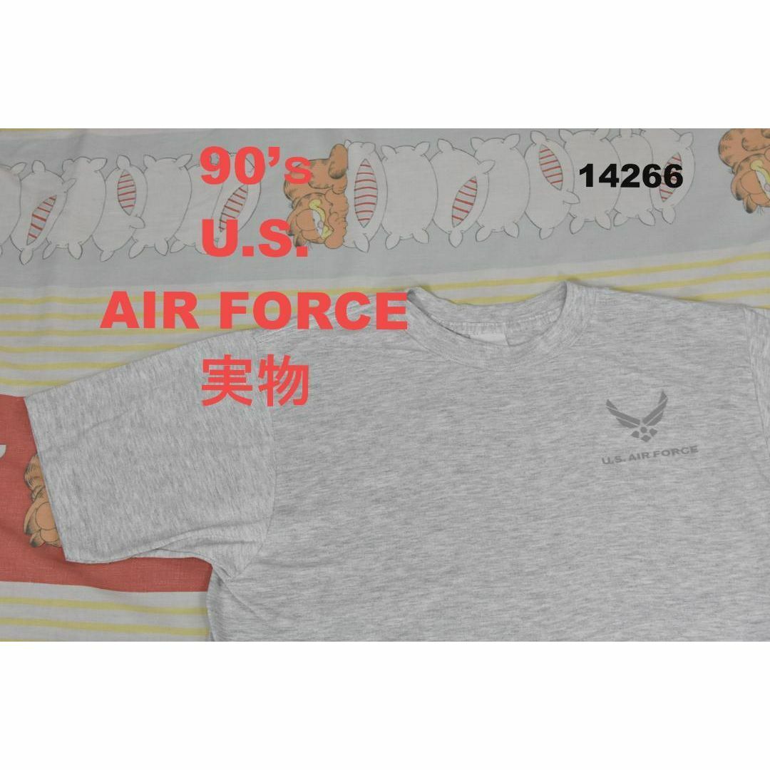 MILITARY(ミリタリー)の米軍 実物 AIR FORCE Tシャツ 14266 USA製 支給品 80 メンズのトップス(Tシャツ/カットソー(半袖/袖なし))の商品写真