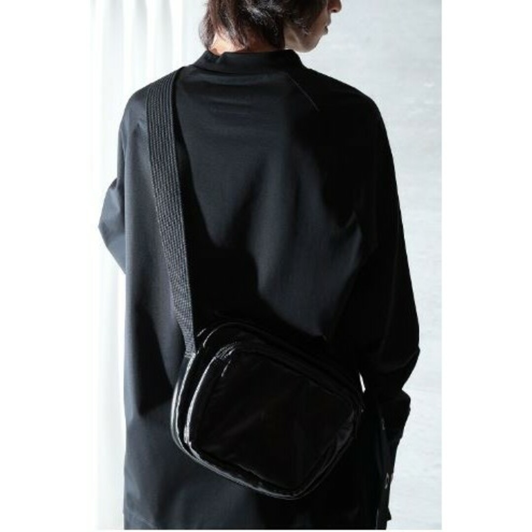 Yohji Yamamoto(ヨウジヤマモト)の【新品同様】ワイスリー 23aw X BODY BAG メンズのバッグ(ボディーバッグ)の商品写真