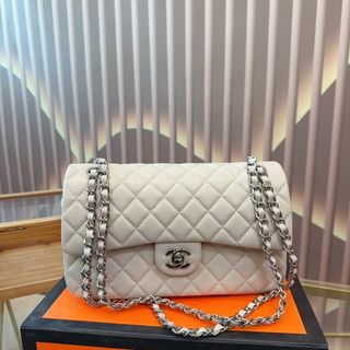 シャネル(CHANEL)の早い者勝ち♡シャネル CHANEL♡チェーンショルダーバッグ ♡ 可愛い(ロングワンピース/マキシワンピース)