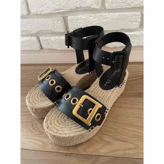 ディオール(Dior)の【美品】Dior ディオール サンダル 35(サンダル)