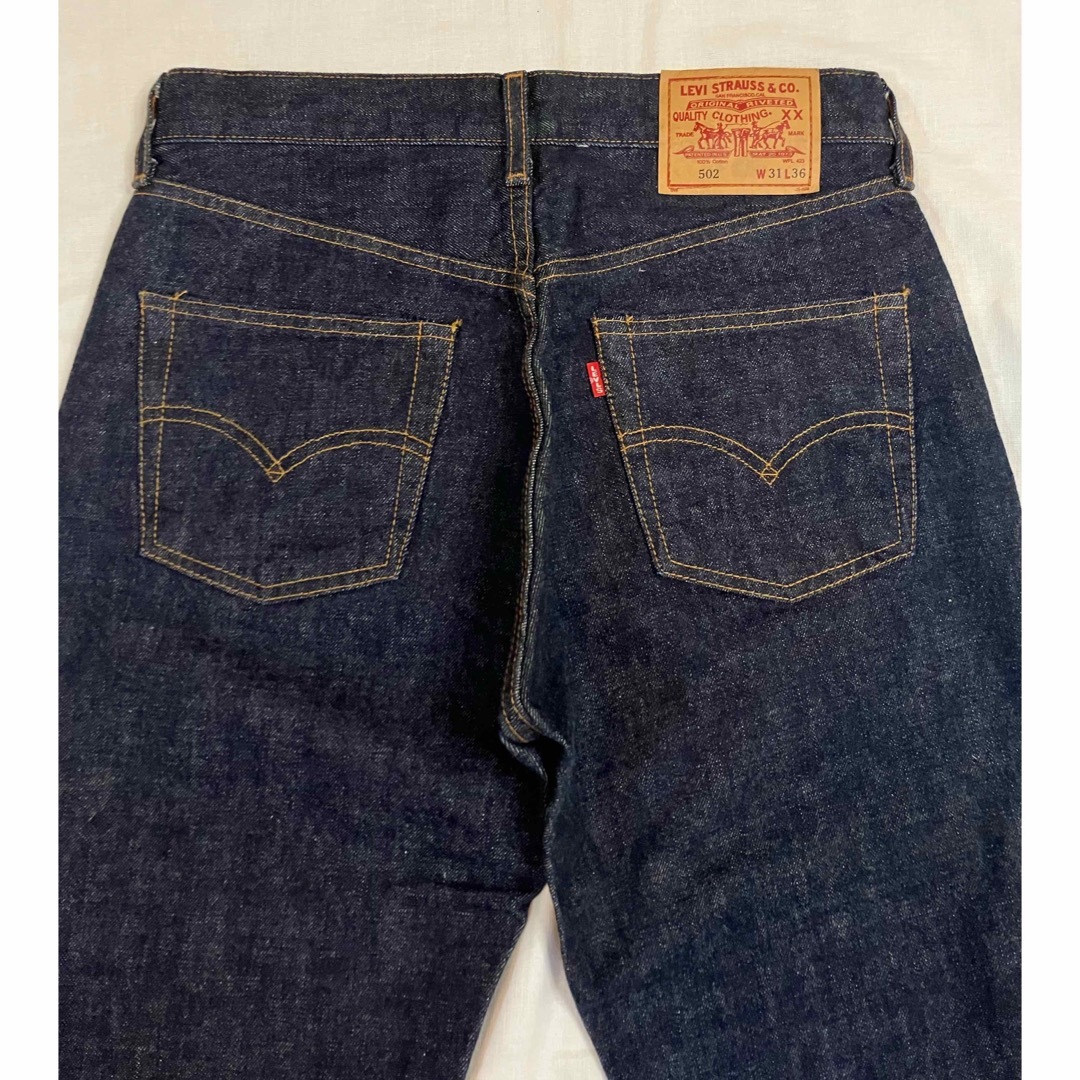 Levi's(リーバイス)の美品　ほぼ未使用　濃紺　リーバイス502 bigE 復刻　W31 レプリカデニム メンズのパンツ(デニム/ジーンズ)の商品写真