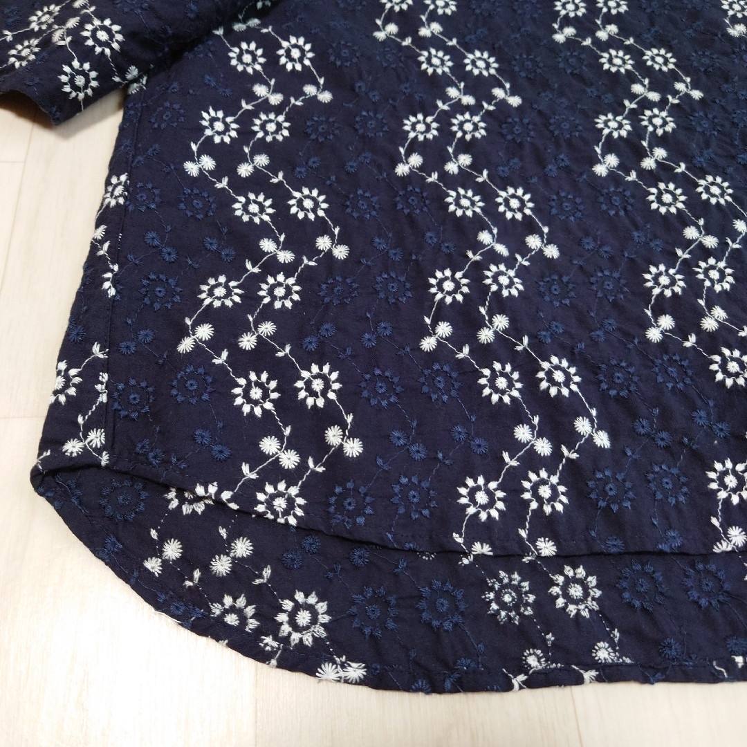 Bleu Bleuet(ブルーブルーエ)の新品・タグ付き Bleu Bleuet 刺繍 カットソー レディースのトップス(シャツ/ブラウス(長袖/七分))の商品写真