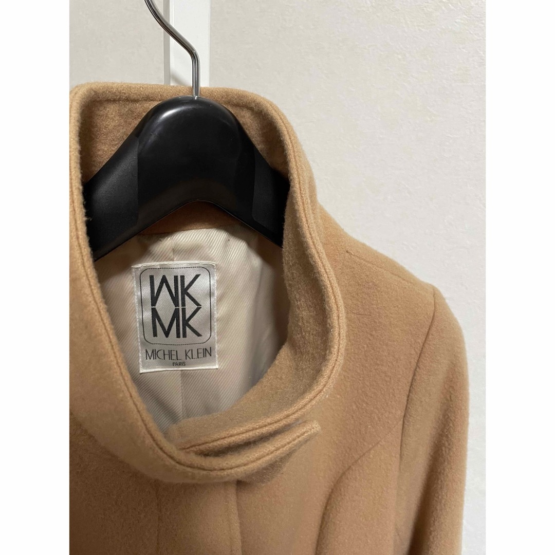 MK MICHEL KLEIN(エムケーミッシェルクラン)のMICHEL KLEIN スタンドネックコート ミッシェルクラン　キャメル レディースのジャケット/アウター(ロングコート)の商品写真