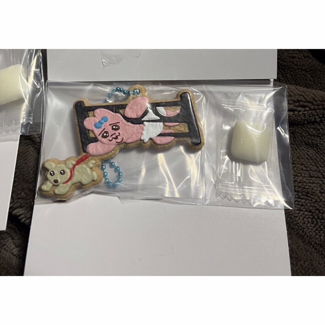 おぱんちゅうさぎ　 クッキーチャームコット  12.おさんぽ レディースのファッション小物(キーホルダー)の商品写真