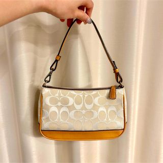 コーチ(COACH)の美品　コーチ COACH  ショルダーバッグ  ハンドバッグ　ポーチ(ショルダーバッグ)