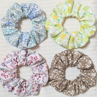 AT4個セットシュシュハンドメイド(ヘアアクセサリー)