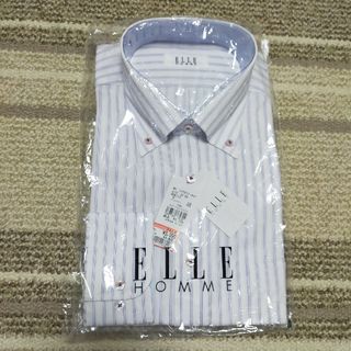 エル(ELLE)のYシャツ(シャツ)