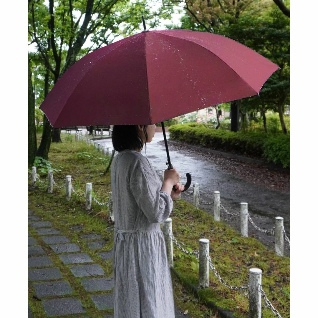 【色: ワインレッドx ステッチレザーのハンドル】［晴雨兼用傘］梅雨対策 傘 メ レディースのファッション小物(その他)の商品写真