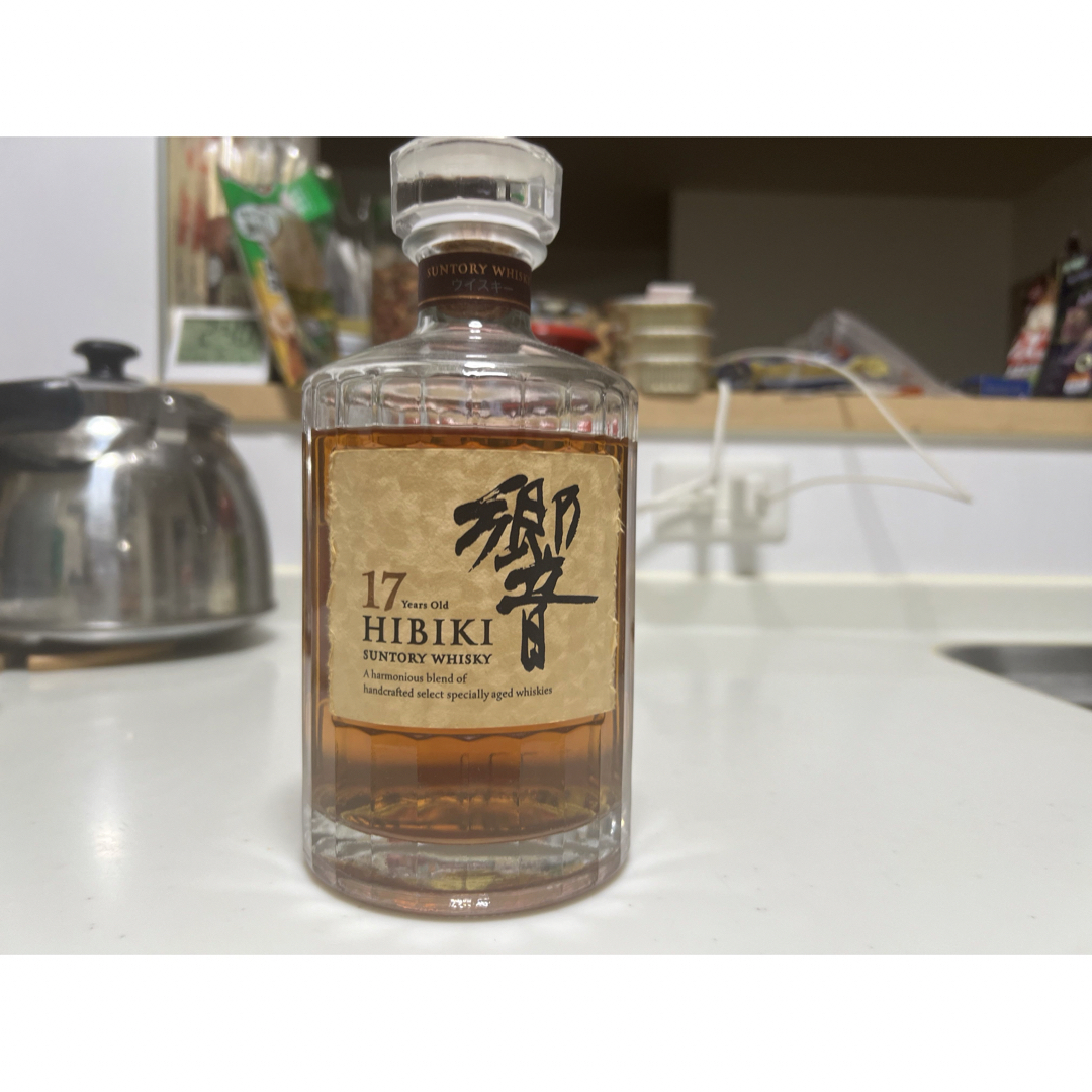 サントリー(サントリー)のサントリー響17年　700ml  食品/飲料/酒の酒(ウイスキー)の商品写真