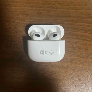 アップル(Apple)のAirPods 第3世代(ストラップ/イヤホンジャック)