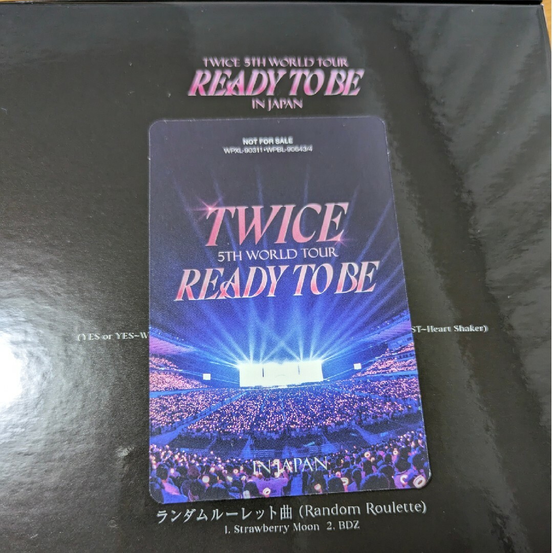 TWICE(トゥワイス)のTWICE READY TO BE Blu-ray ジョンヨン トレカ エンタメ/ホビーのCD(K-POP/アジア)の商品写真