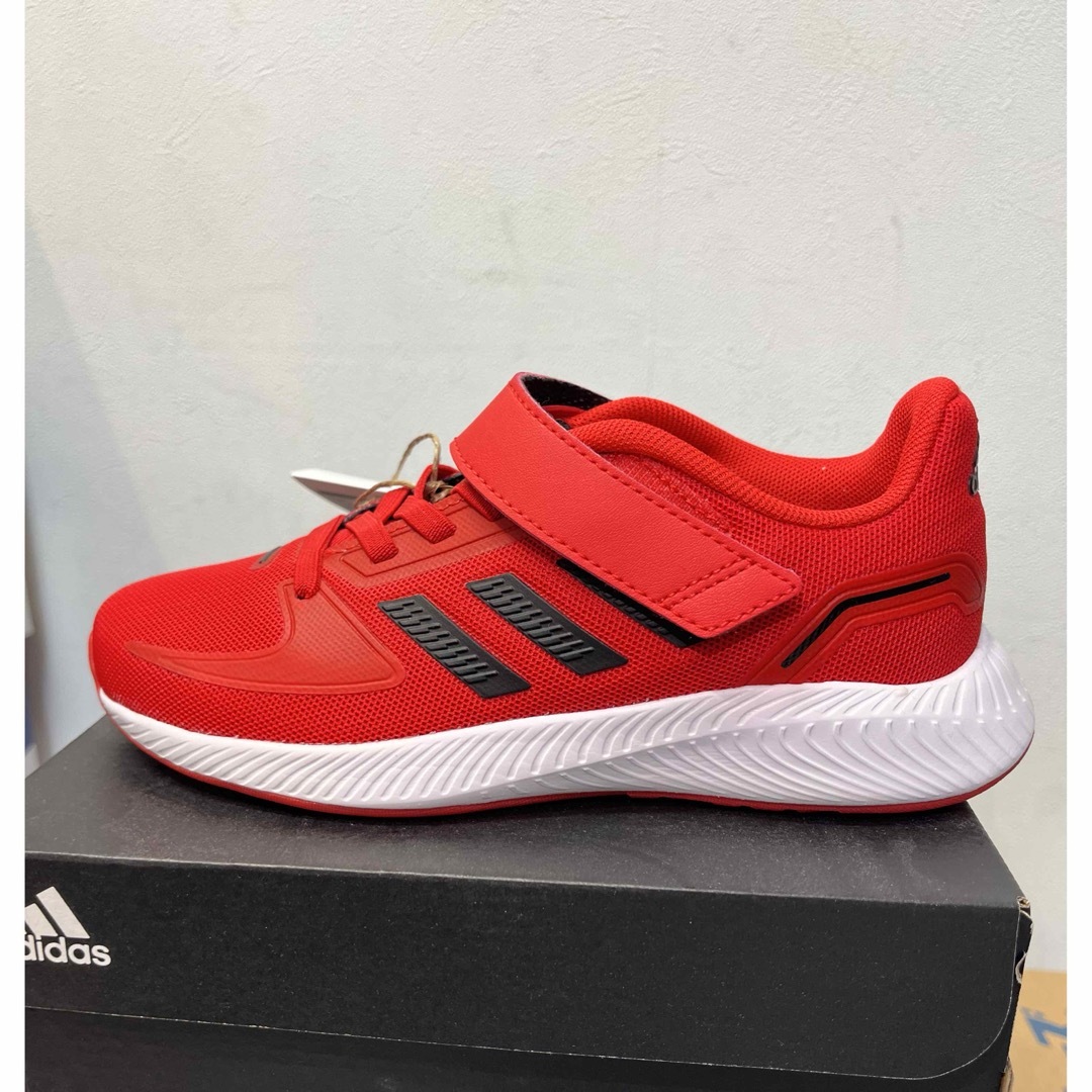 adidas(アディダス)の新品/未使用アディダス/キッズジュニアランニング/ベロクロ20.0 キッズ/ベビー/マタニティのキッズ靴/シューズ(15cm~)(スニーカー)の商品写真