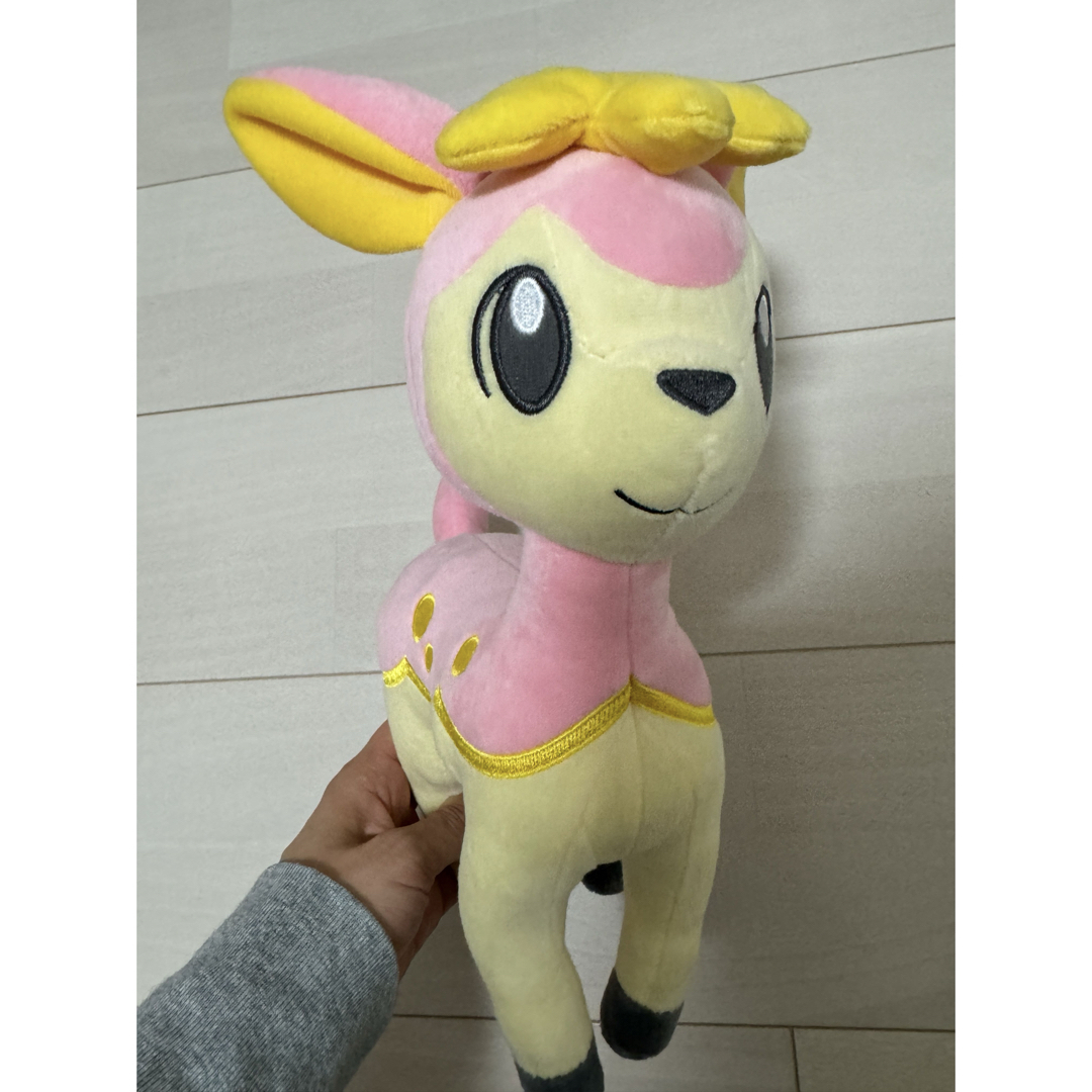 ポケモン(ポケモン)のポケモン　シキジカ　ぬいぐるみ　新品 エンタメ/ホビーのおもちゃ/ぬいぐるみ(キャラクターグッズ)の商品写真