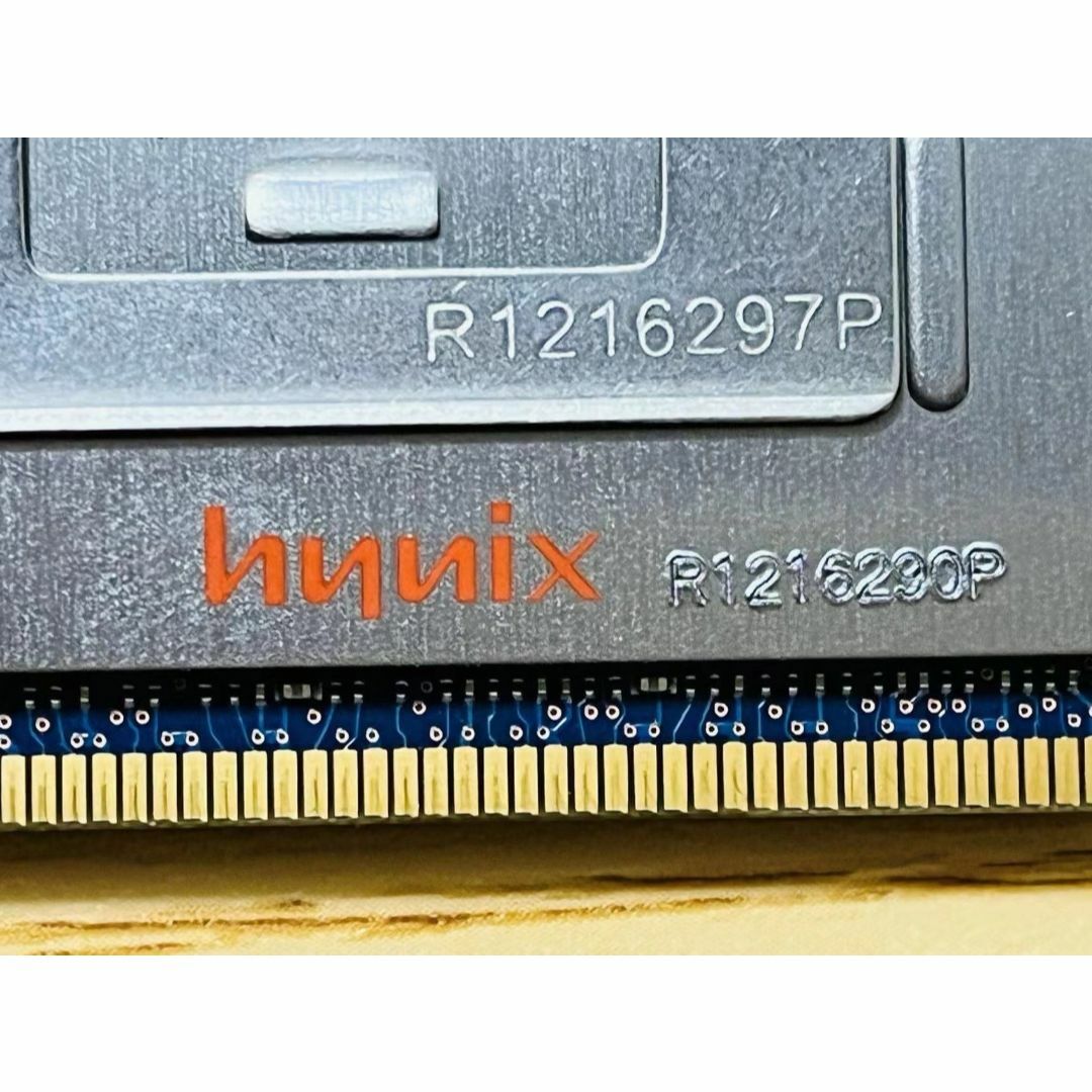 hynix サーバー用メモリ 8GBx1 DDR3 PC3L-10600R スマホ/家電/カメラのPC/タブレット(PCパーツ)の商品写真