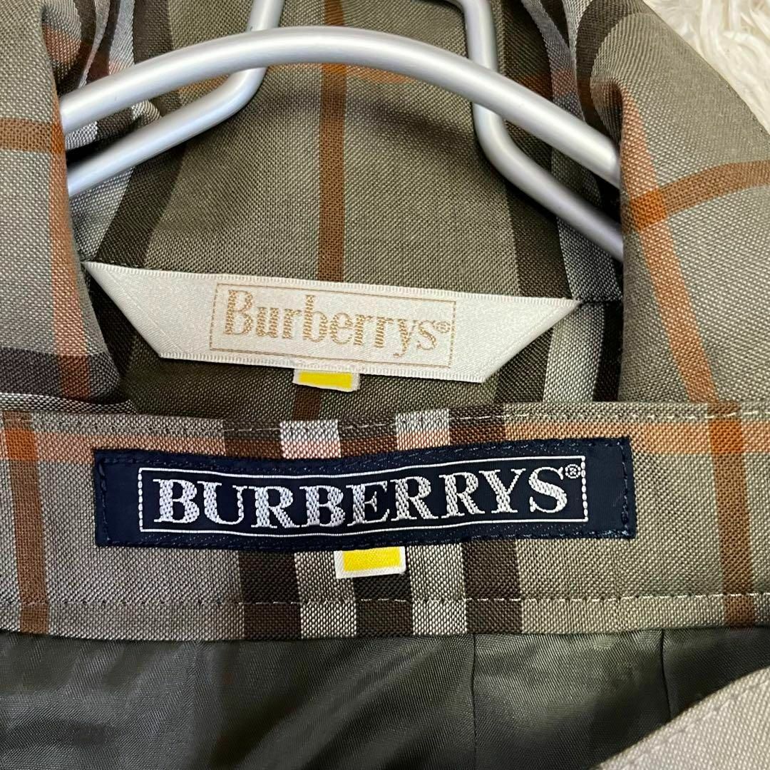 BURBERRY(バーバリー)の希少【バーバリーズ】7R美品 チェック柄総柄上下セットアップ BURBERRYS レディースのレディース その他(セット/コーデ)の商品写真