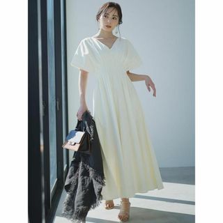 アニュアンス(ánuans)のM 完売品 新品 anuans リネン混ウエストタックワンピース IVORY(ロングワンピース/マキシワンピース)