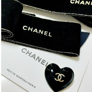 シャネル(CHANEL)のCHANEL　♡ハートチャームセット♡(ブローチ/コサージュ)