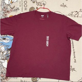 ユニクロ(UNIQLO)の未使用 ユニクロ tシャツ 半袖 tシャツ レッド 送料込み(Tシャツ/カットソー(半袖/袖なし))