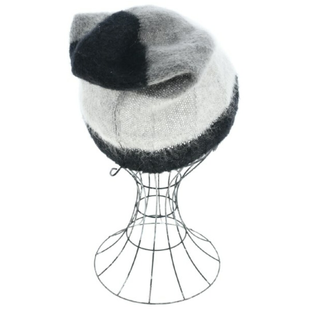 DIESEL(ディーゼル)のDIESEL ニットキャップ・ビーニー ONE グレーx黒(ボーダー) 【古着】【中古】 レディースの帽子(ニット帽/ビーニー)の商品写真