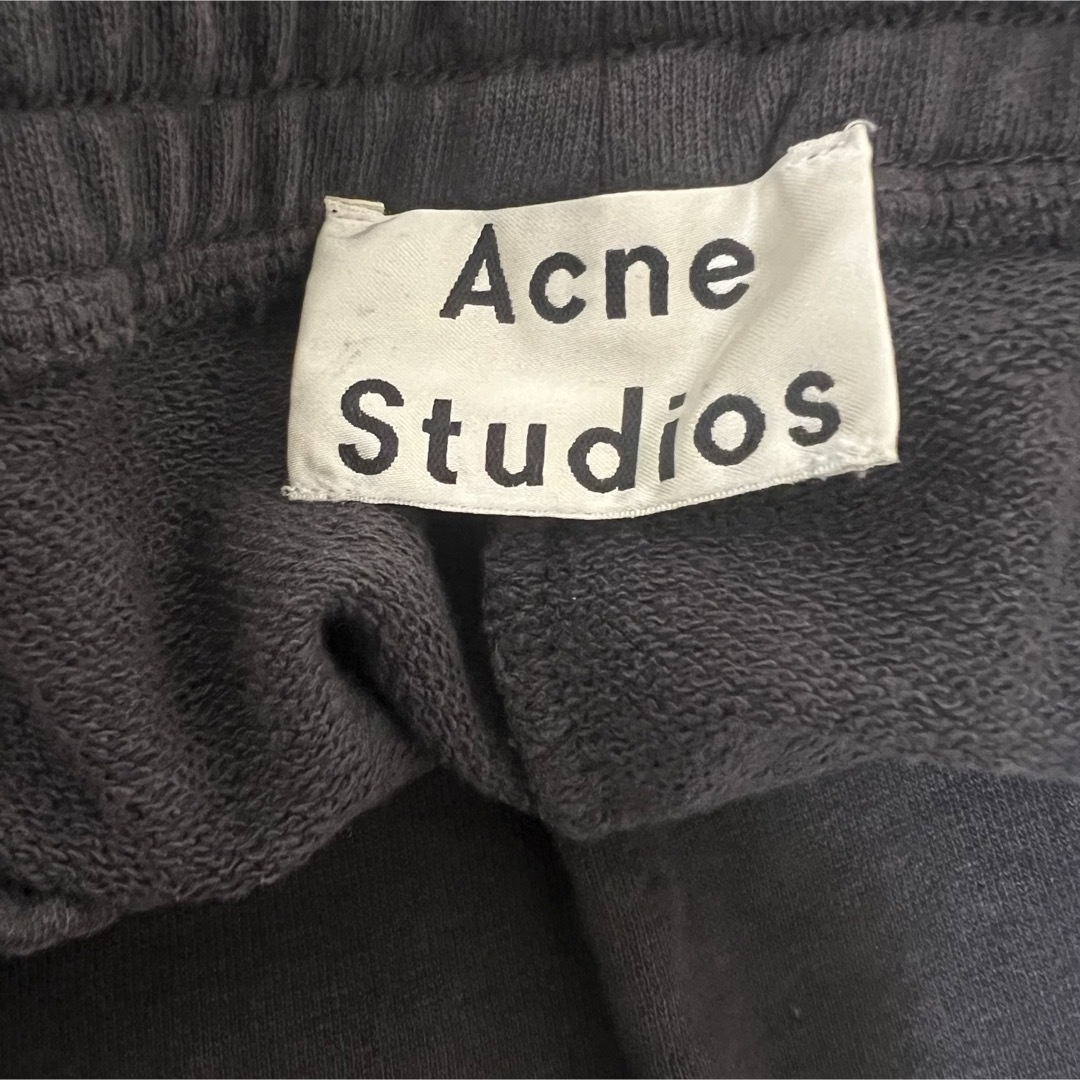 Acne Studios(アクネストゥディオズ)のAcne Studios アクネストゥディオズ　チャコールグレースウェットパンツ メンズのパンツ(その他)の商品写真